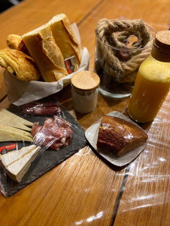 Au Fil De L'O Bed & Breakfast Bisseuil ภายนอก รูปภาพ