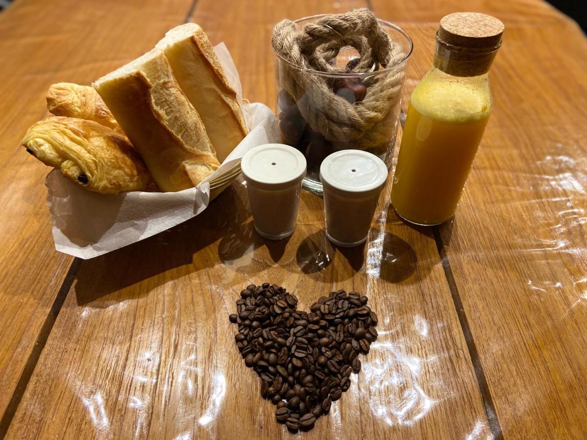 Au Fil De L'O Bed & Breakfast Bisseuil ภายนอก รูปภาพ