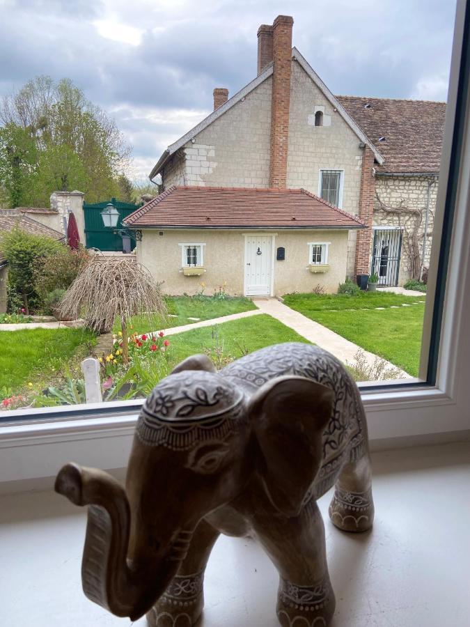 Au Fil De L'O Bed & Breakfast Bisseuil ภายนอก รูปภาพ