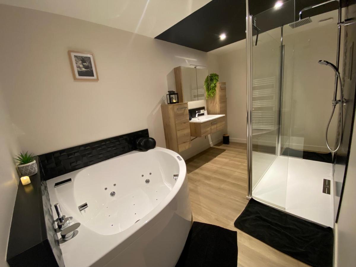 Au Fil De L'O Bed & Breakfast Bisseuil ภายนอก รูปภาพ