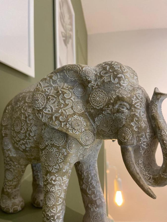 Au Fil De L'O Bed & Breakfast Bisseuil ภายนอก รูปภาพ