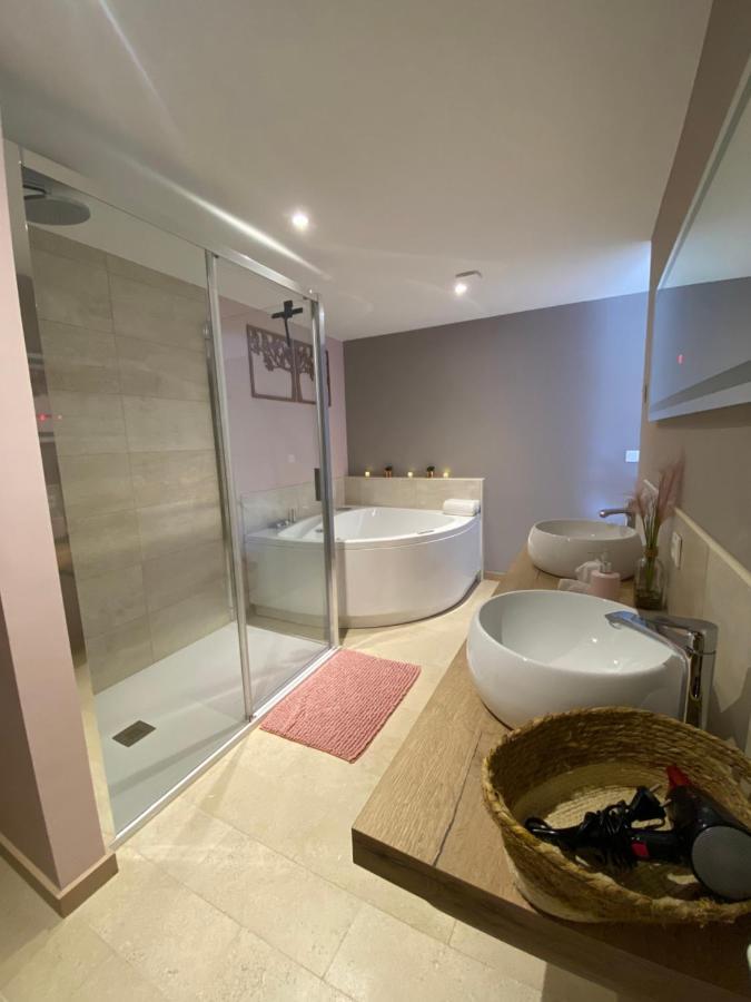 Au Fil De L'O Bed & Breakfast Bisseuil ภายนอก รูปภาพ