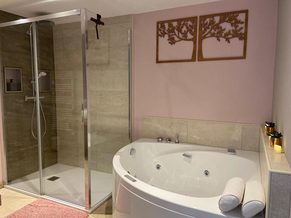 Au Fil De L'O Bed & Breakfast Bisseuil ภายนอก รูปภาพ