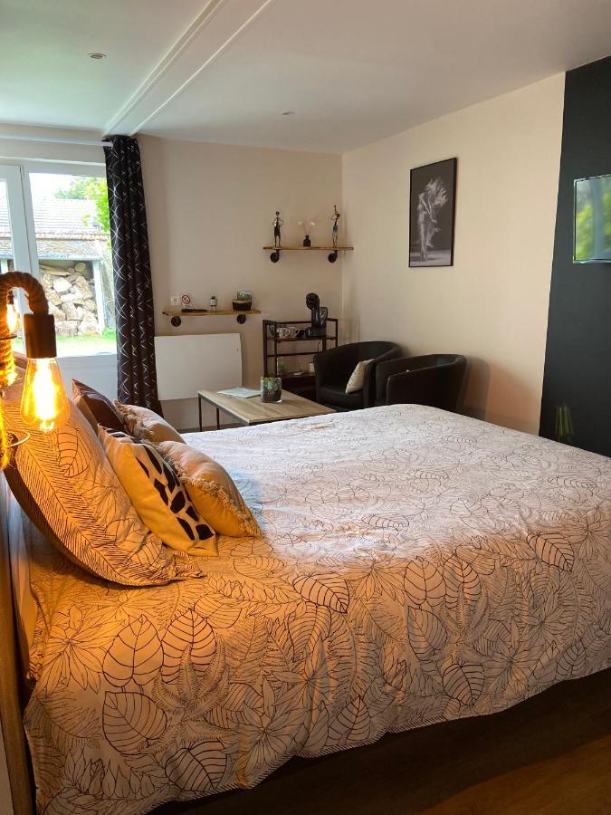 Au Fil De L'O Bed & Breakfast Bisseuil ภายนอก รูปภาพ